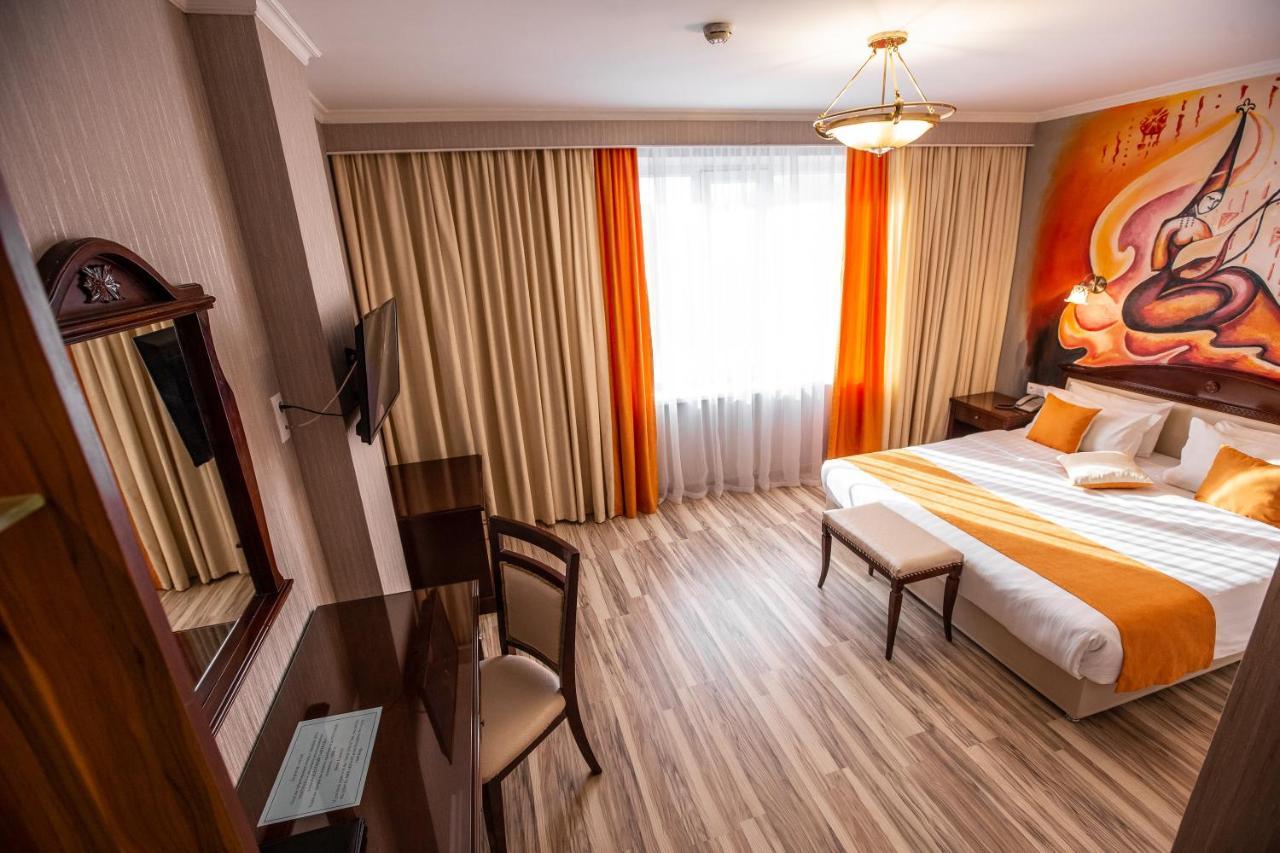 G Empire Hotel Astana Buitenkant foto