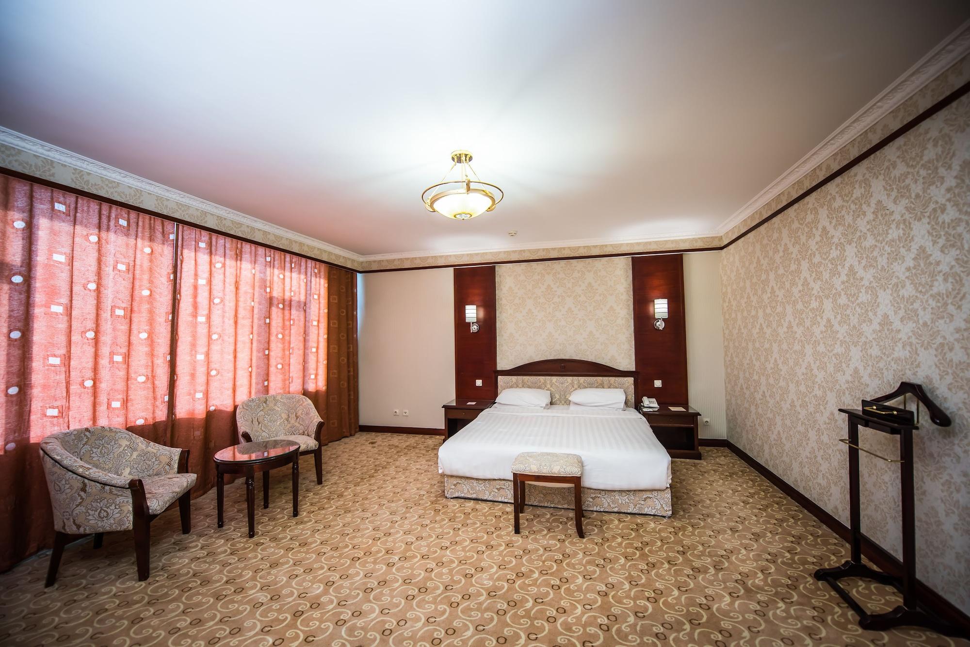 G Empire Hotel Astana Buitenkant foto