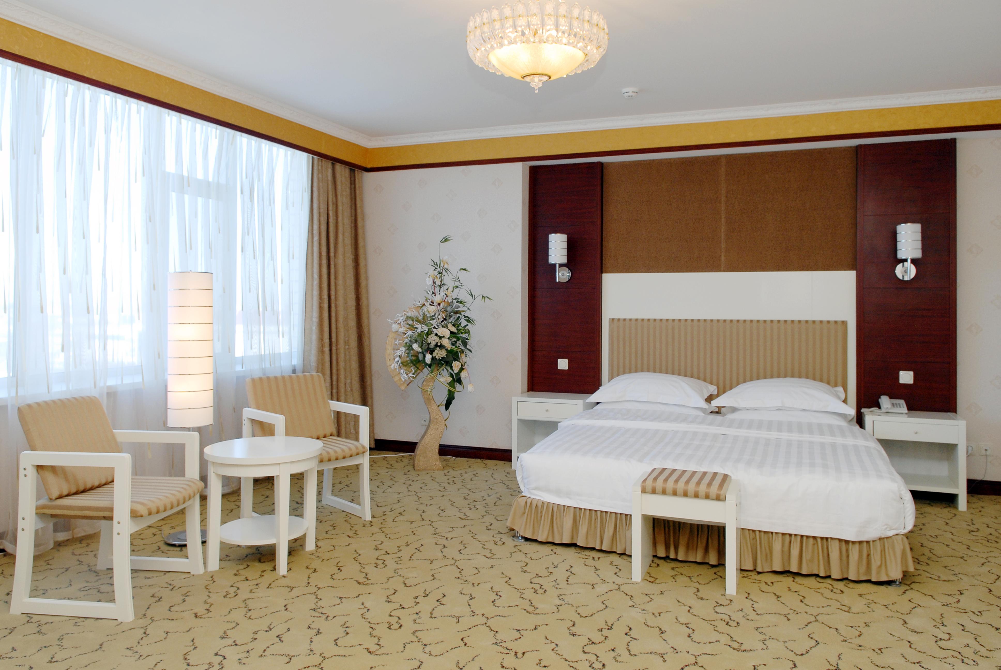 G Empire Hotel Astana Buitenkant foto