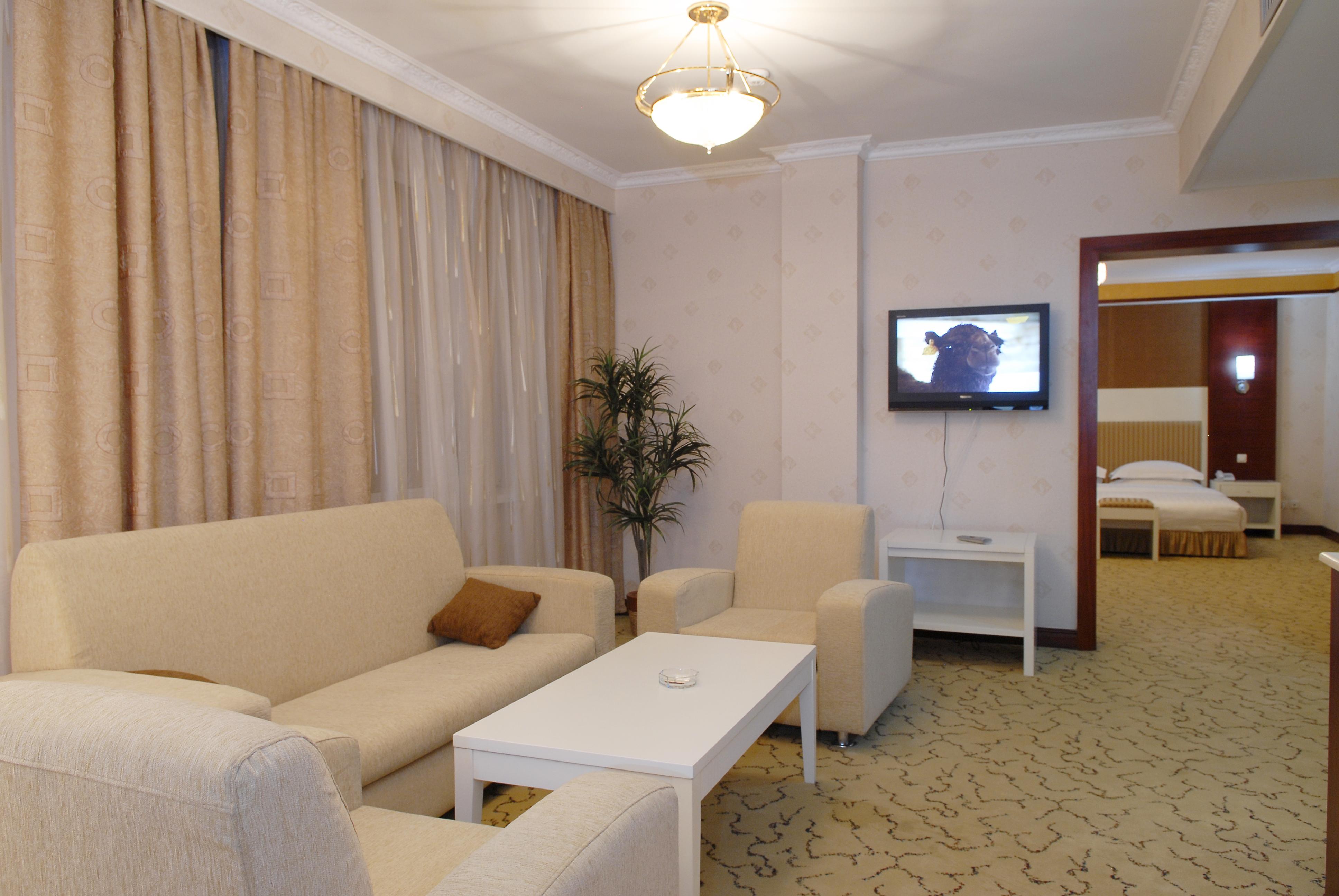 G Empire Hotel Astana Buitenkant foto