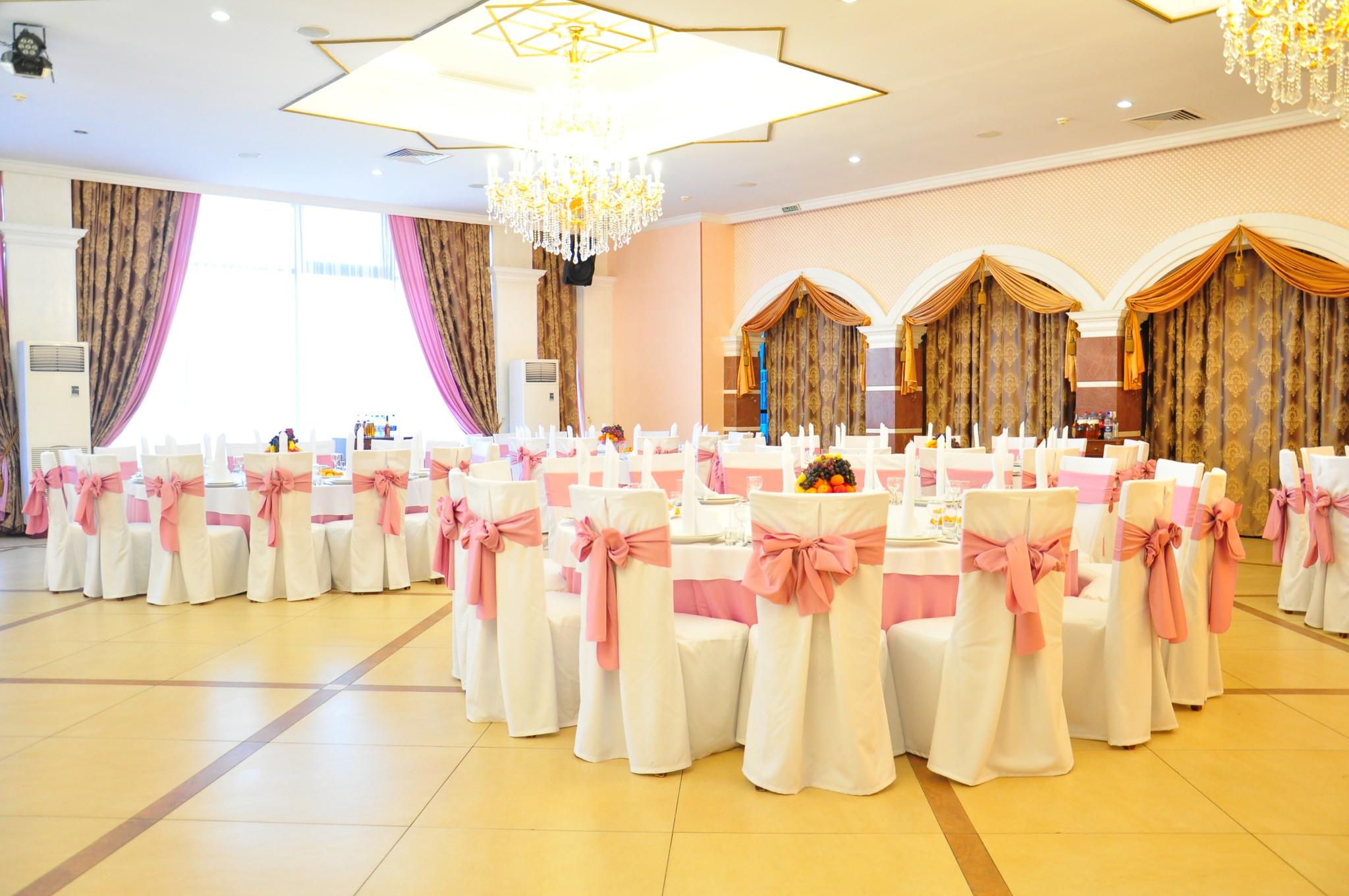 G Empire Hotel Astana Buitenkant foto